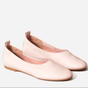 Brand new Everlane Day Glove flats